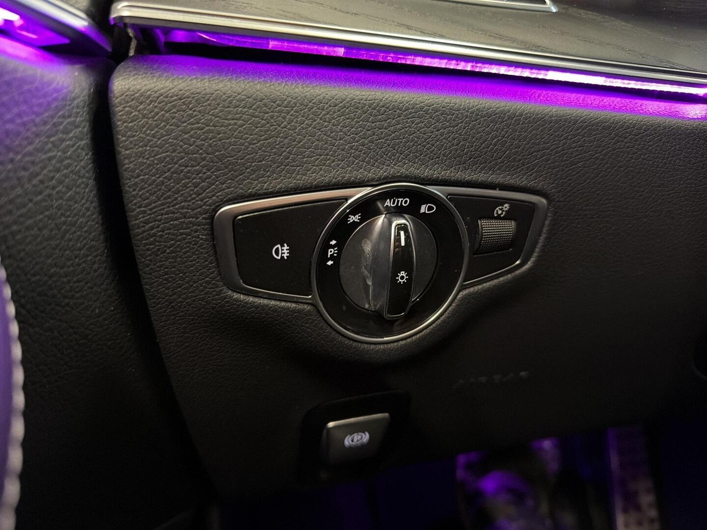 MERCEDES-BENZ E 2019
