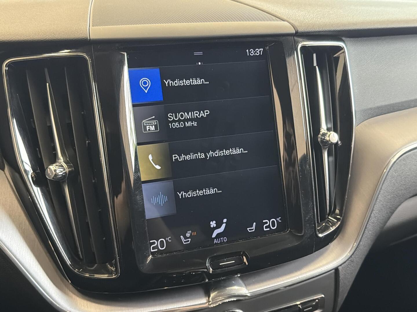VOLVO XC60 2020
