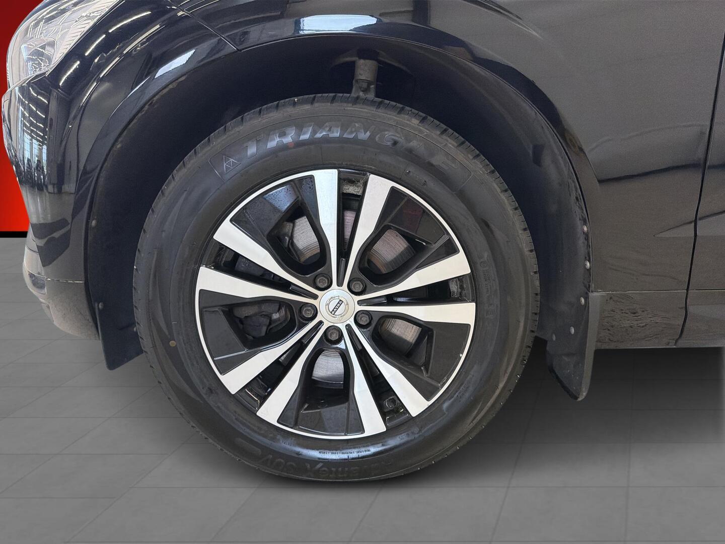 VOLVO XC60 2020