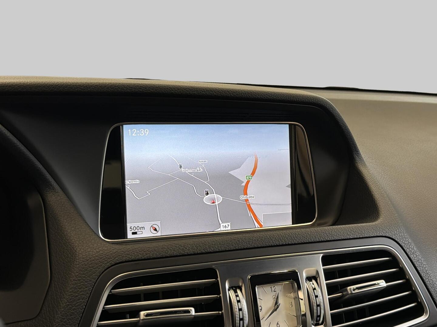 MERCEDES-BENZ E 2014