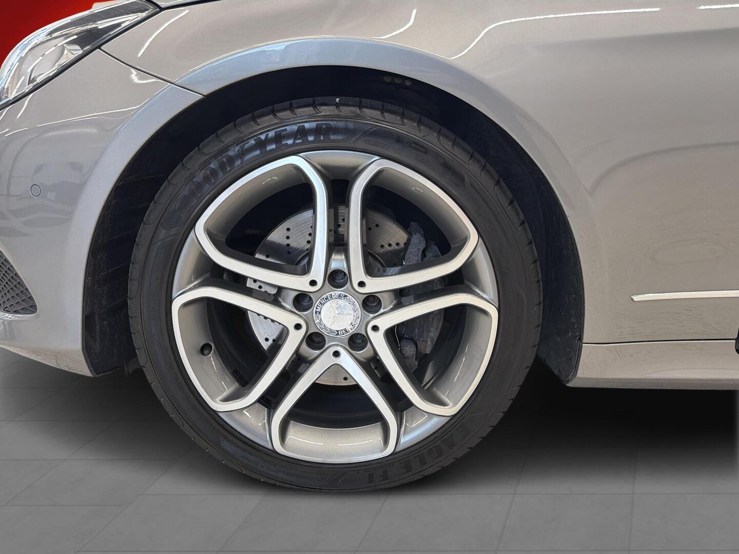 MERCEDES-BENZ E 2014