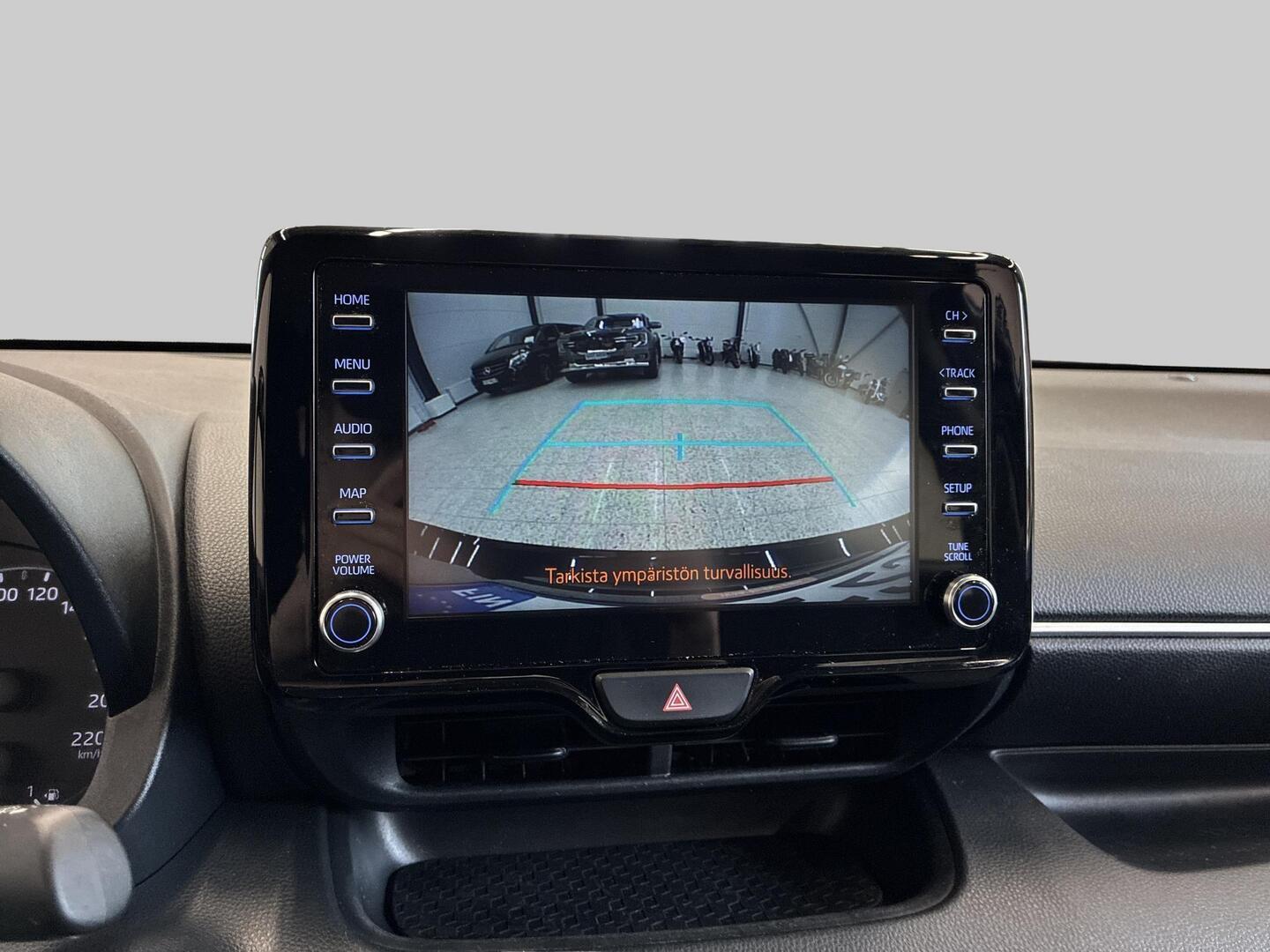 TOYOTA Yaris 2021