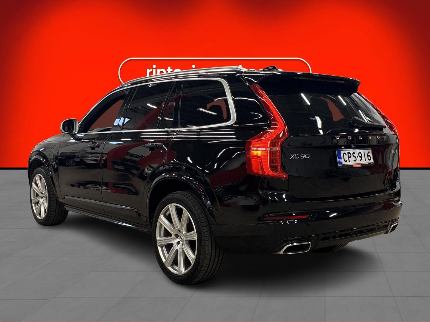 VOLVO XC90 2019