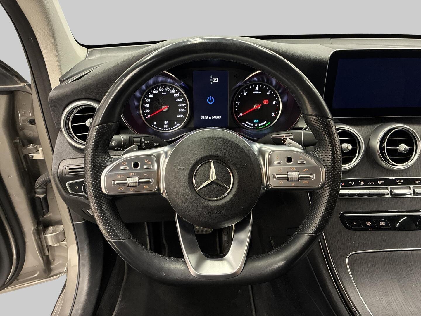 MERCEDES-BENZ GLC 2022