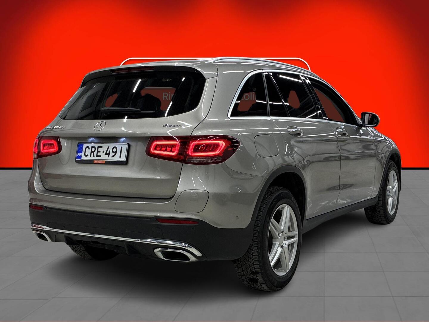 MERCEDES-BENZ GLC 2022