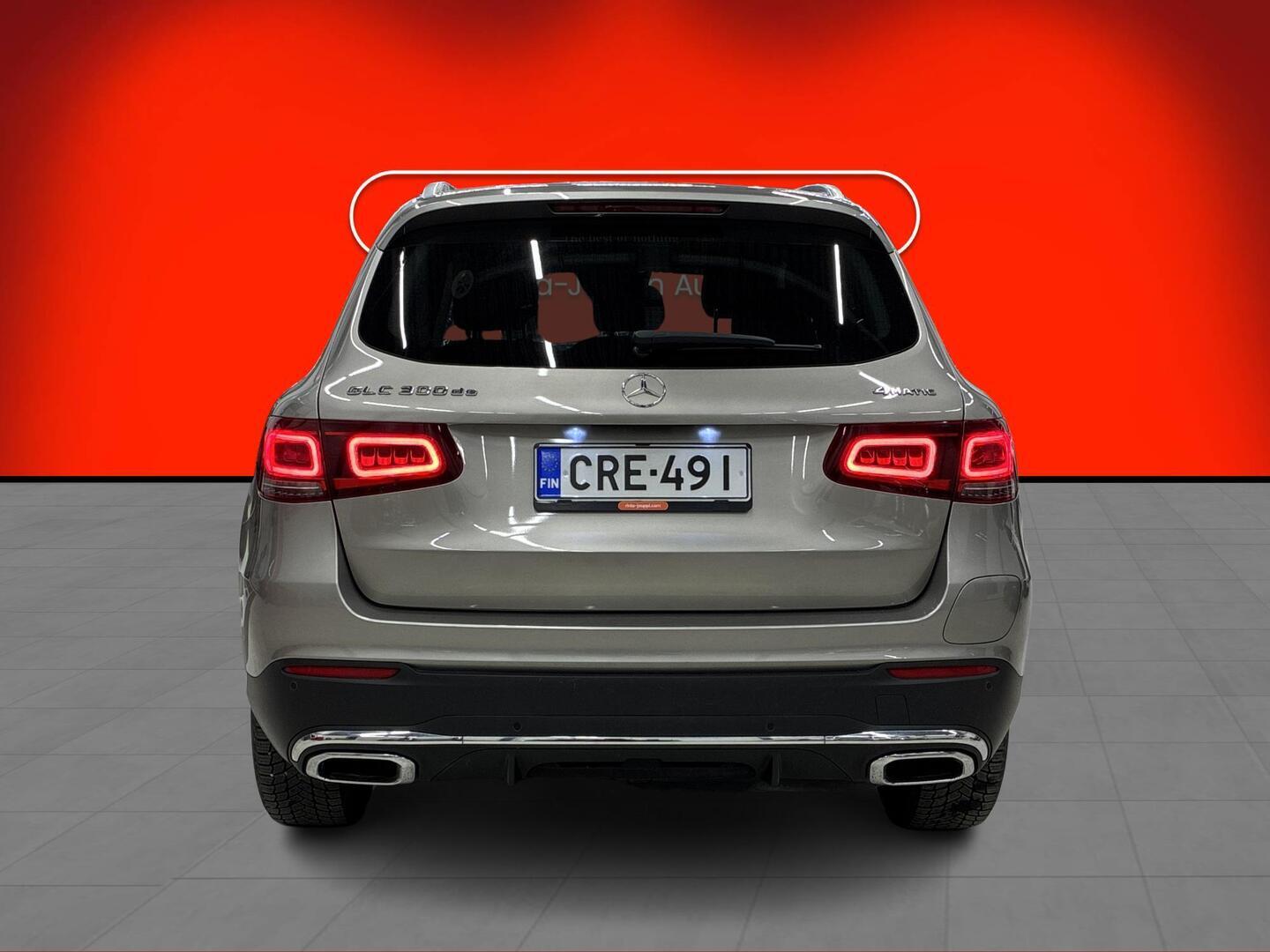 MERCEDES-BENZ GLC 2022