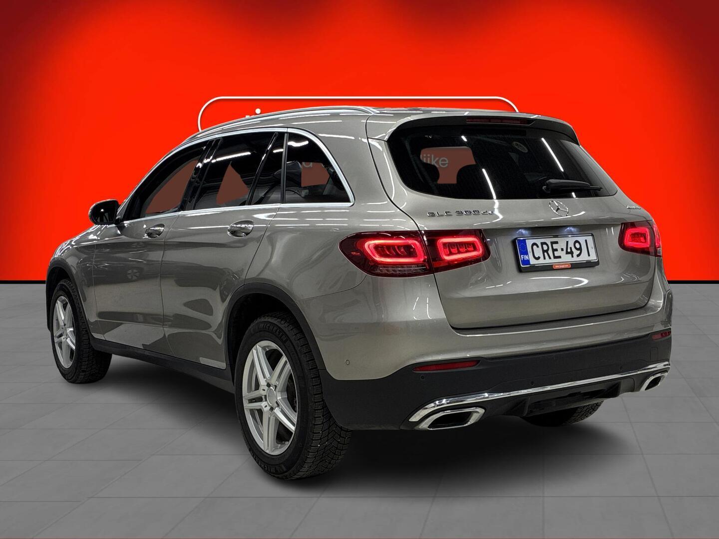 MERCEDES-BENZ GLC 2022