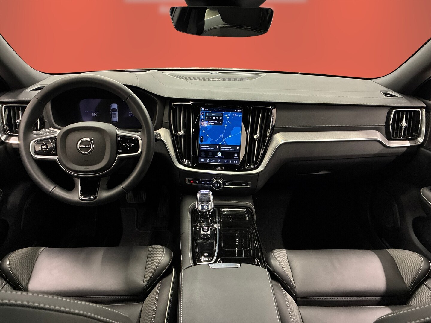 VOLVO V60 2024