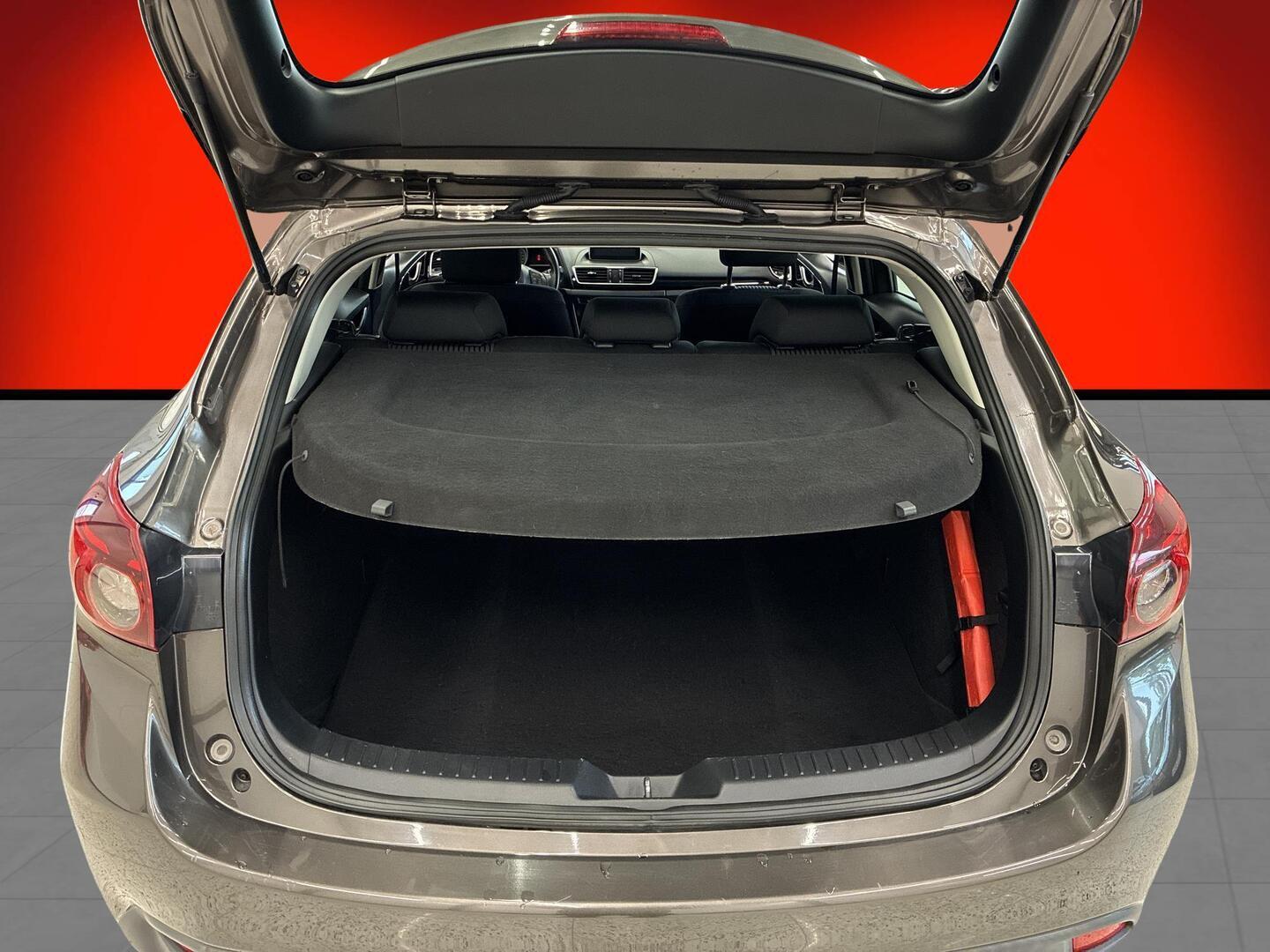 MAZDA Mazda3 2015
