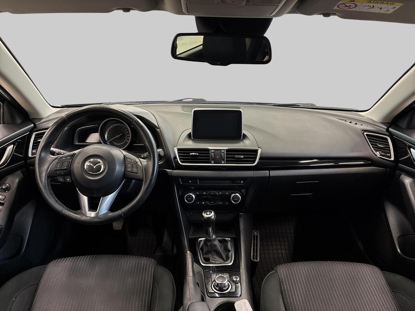 MAZDA Mazda3 2015
