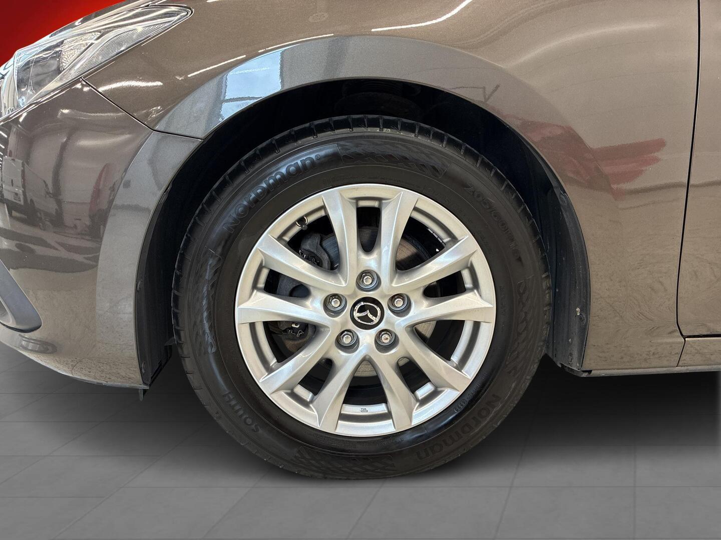 MAZDA Mazda3 2015