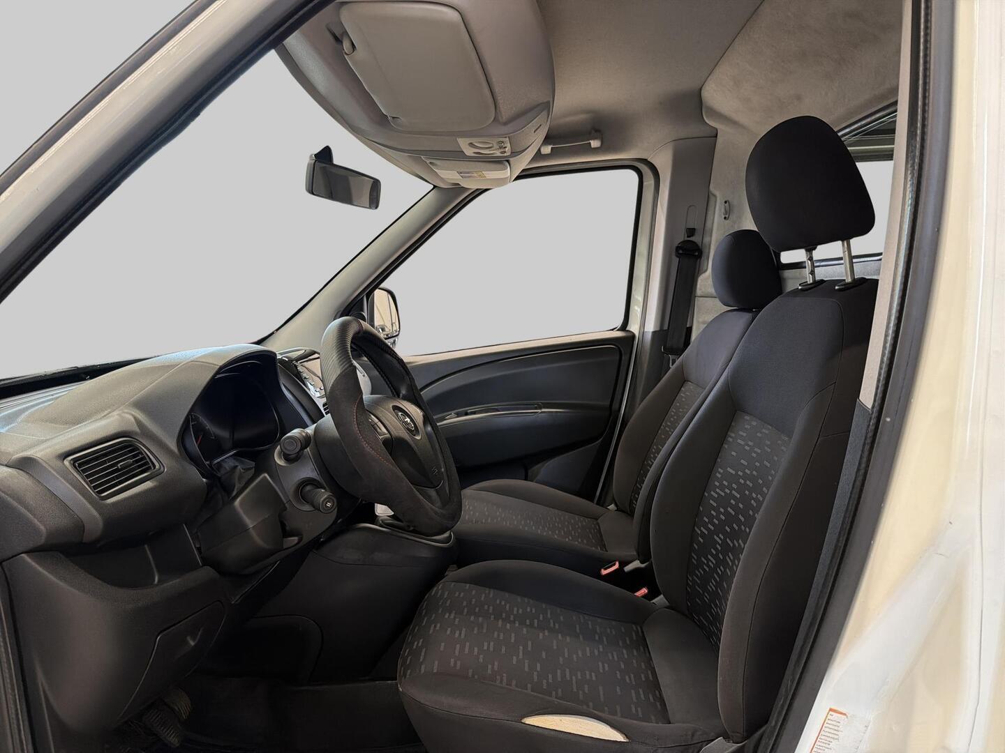 OPEL COMBO 2015