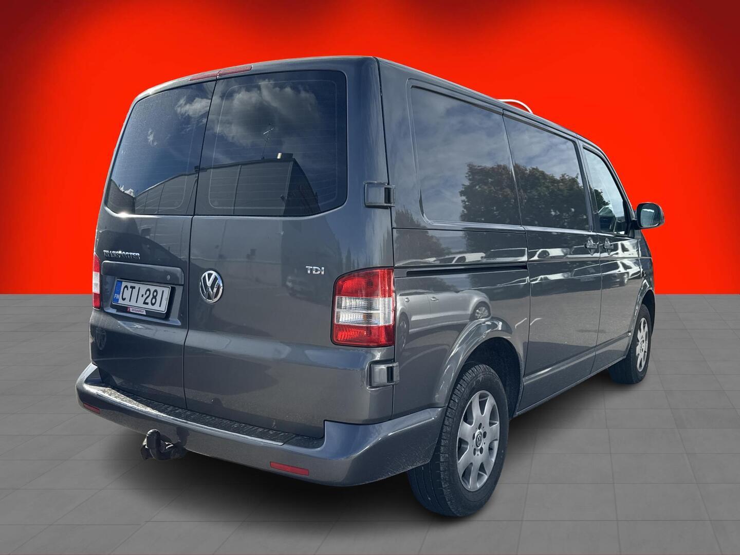 VOLKSWAGEN Transporter 2010