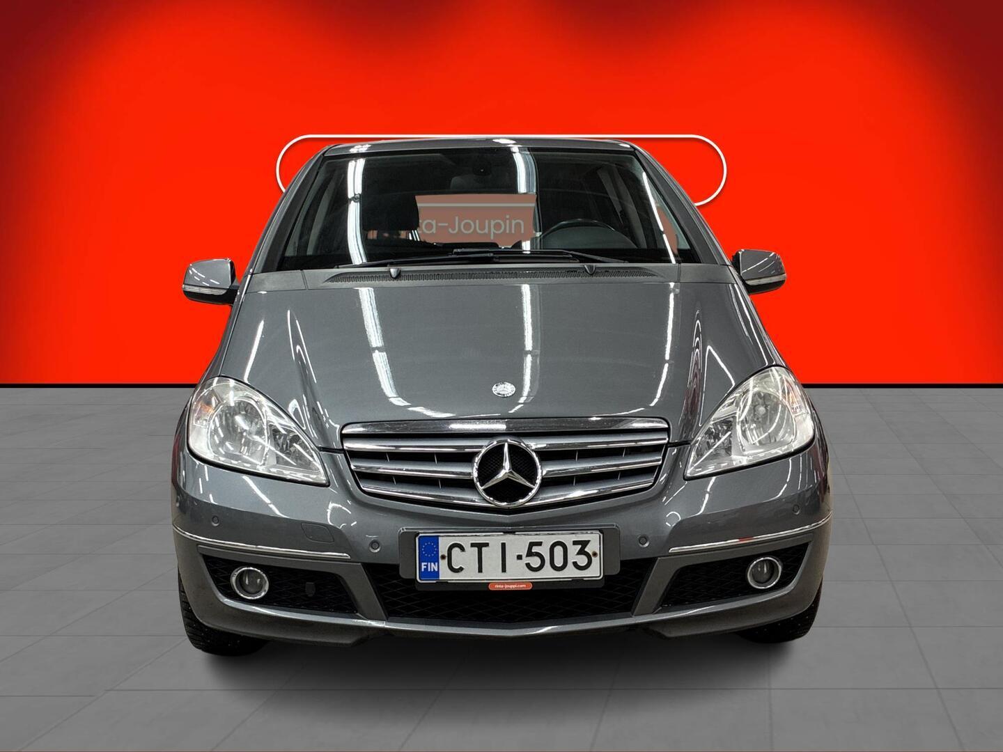 MERCEDES-BENZ A 2010
