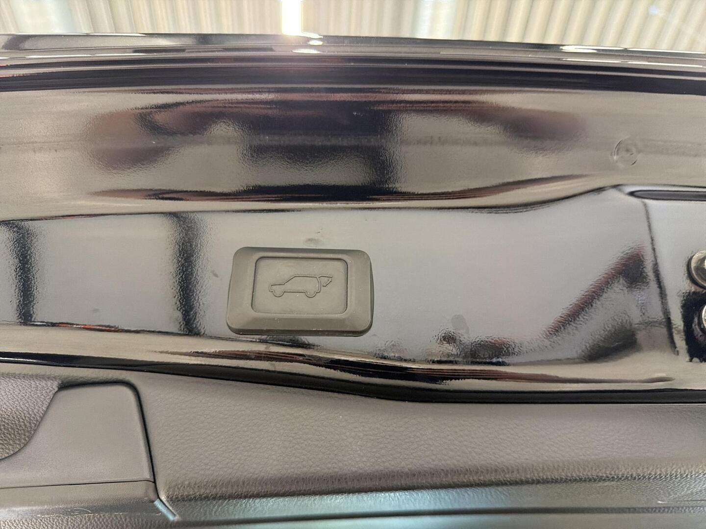 TOYOTA RAV4 Plug-in 2024