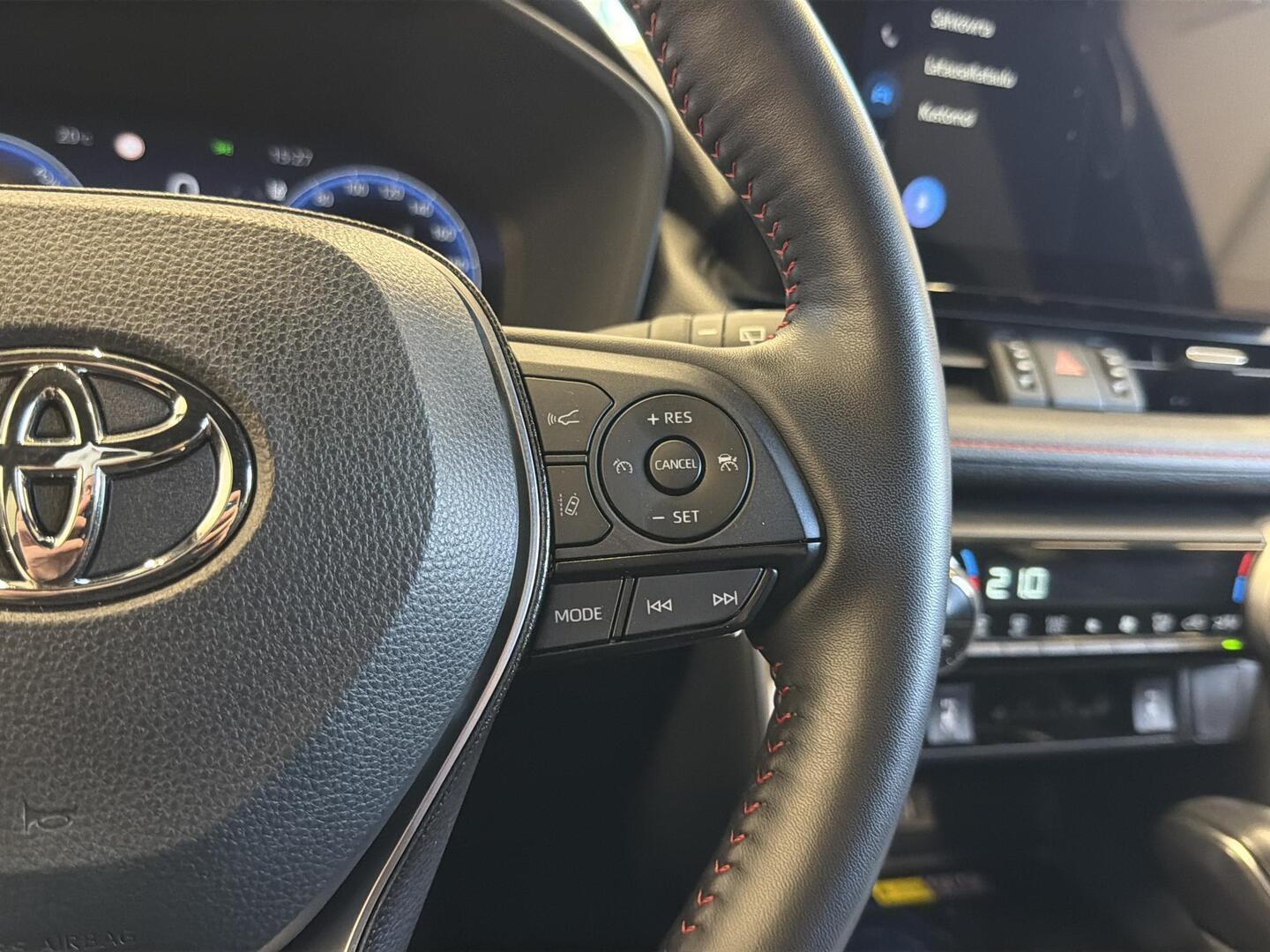 TOYOTA RAV4 Plug-in 2024