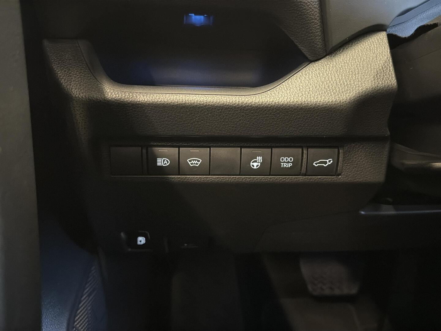 TOYOTA RAV4 Plug-in 2024