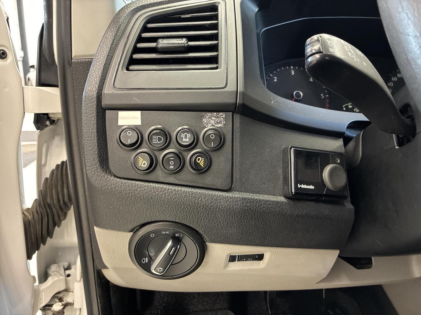 VOLKSWAGEN Transporter 2018