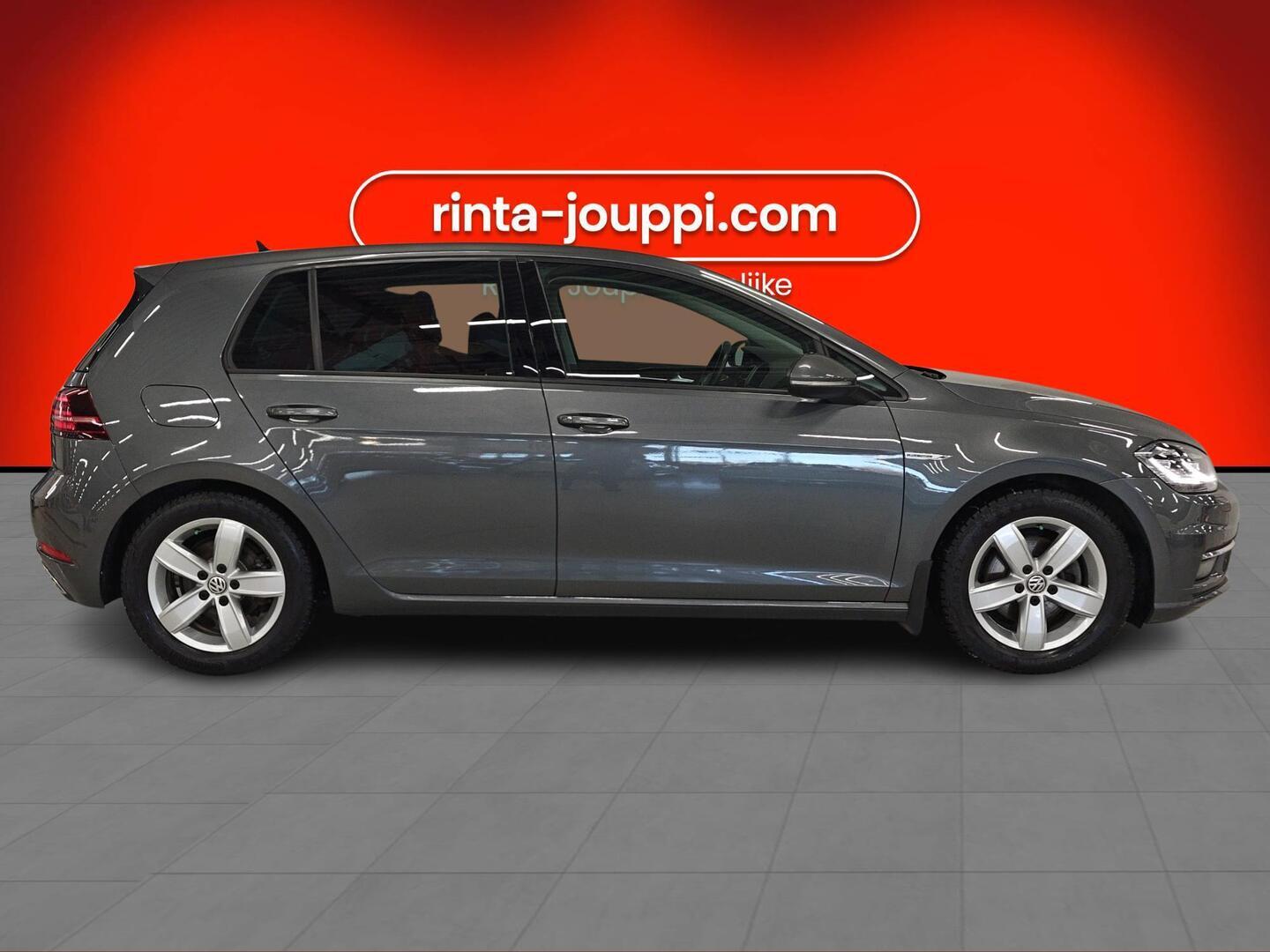 VOLKSWAGEN Golf 2018