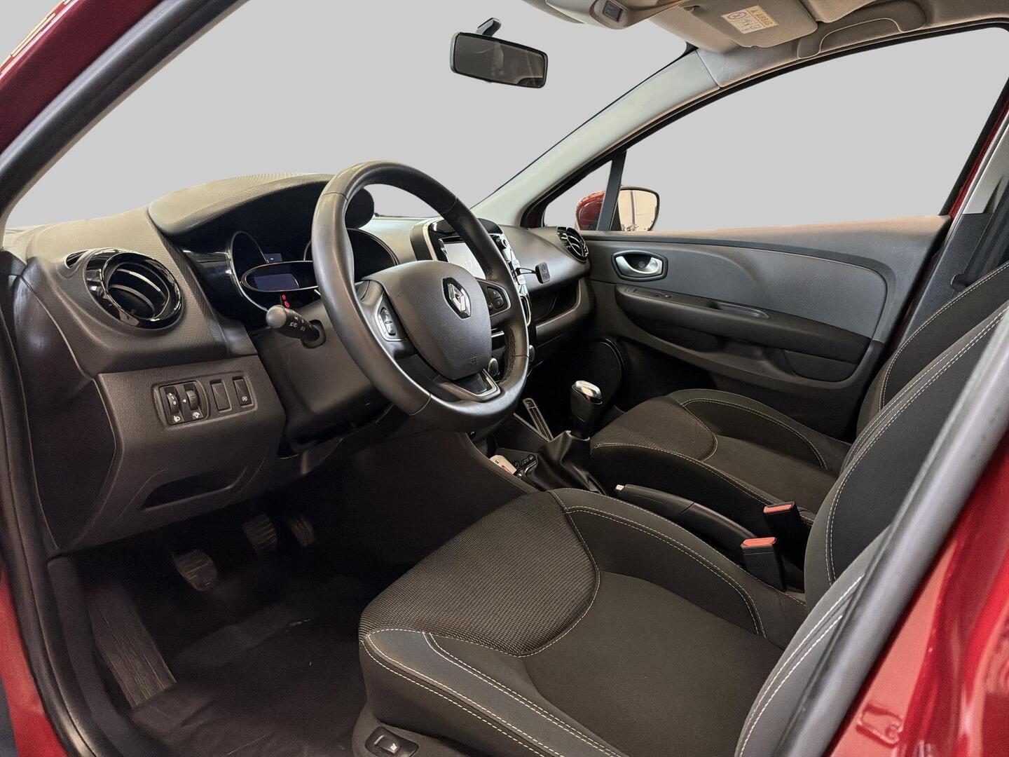 RENAULT Clio 2018