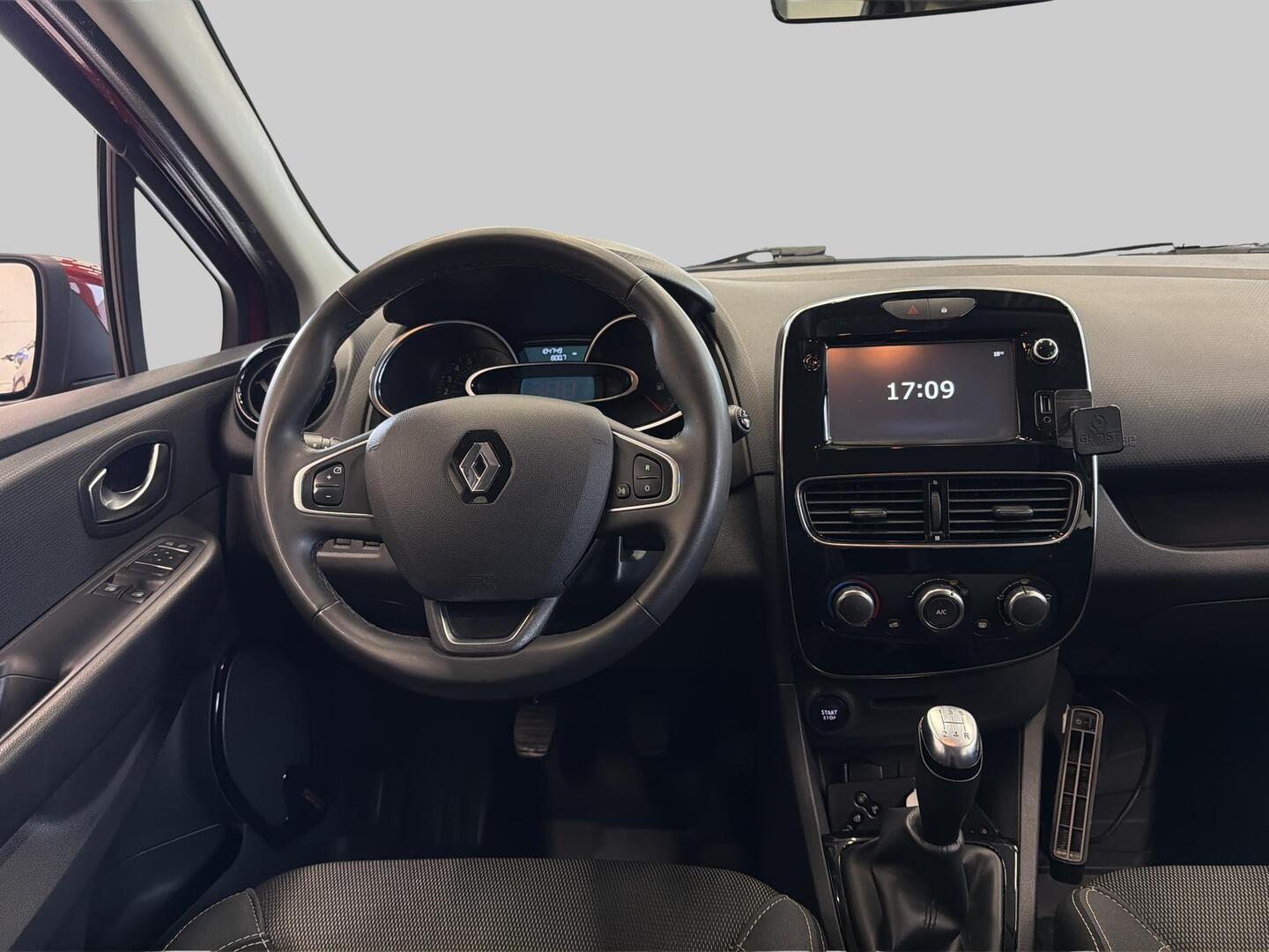 RENAULT Clio 2018
