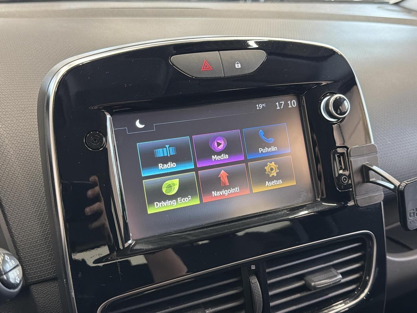 RENAULT Clio 2018