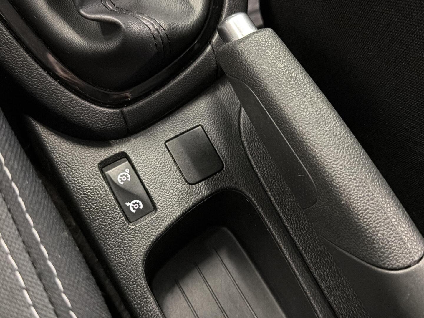 RENAULT Clio 2018