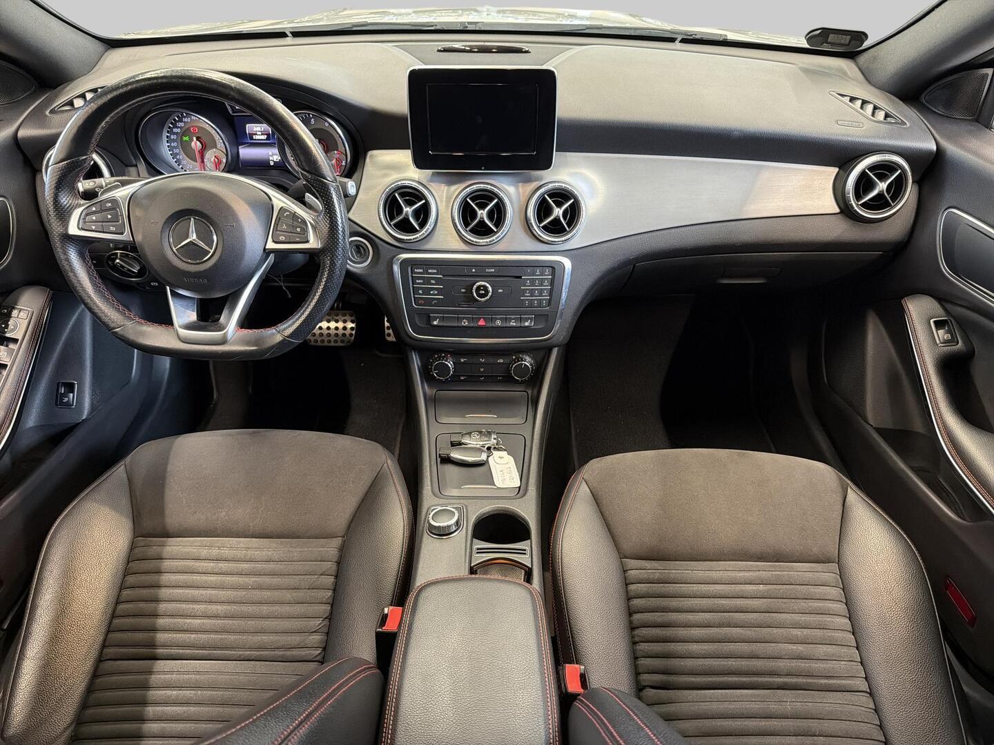 MERCEDES-BENZ CLA 2015