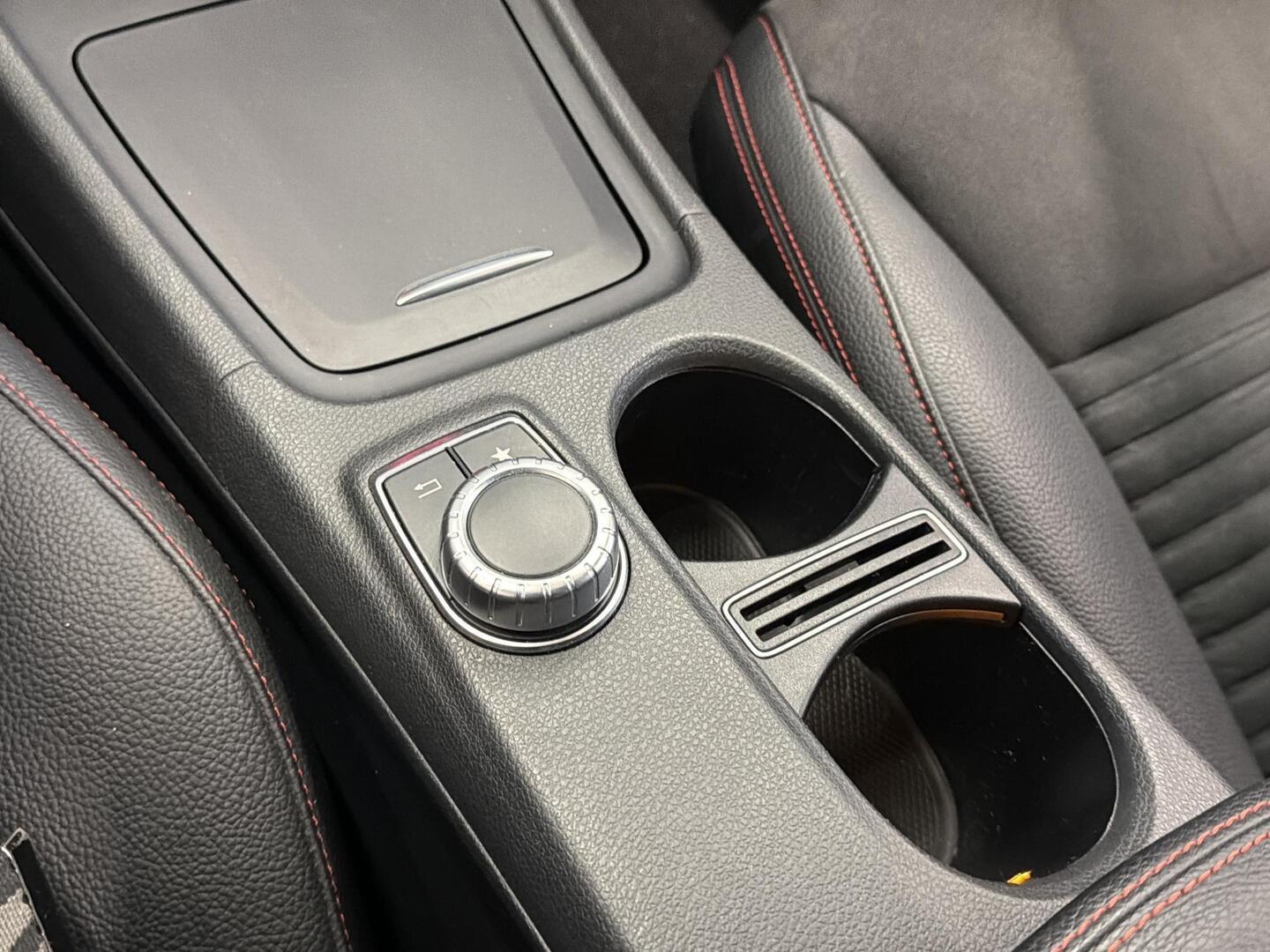 MERCEDES-BENZ CLA 2015