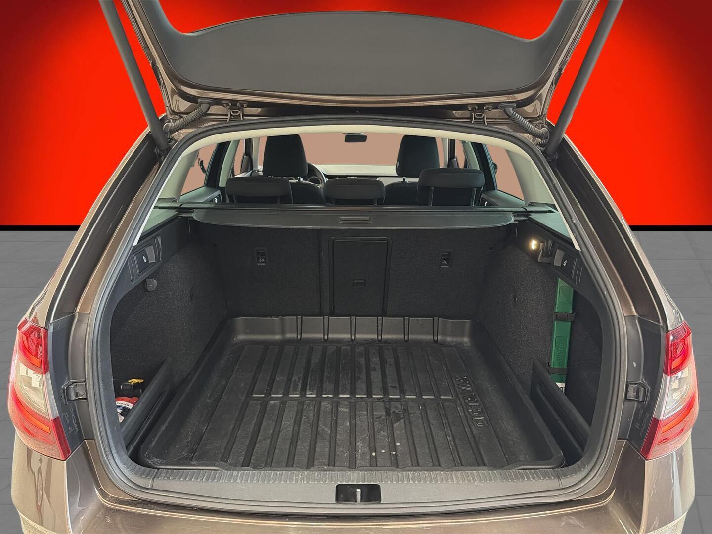 SKODA Octavia 2019