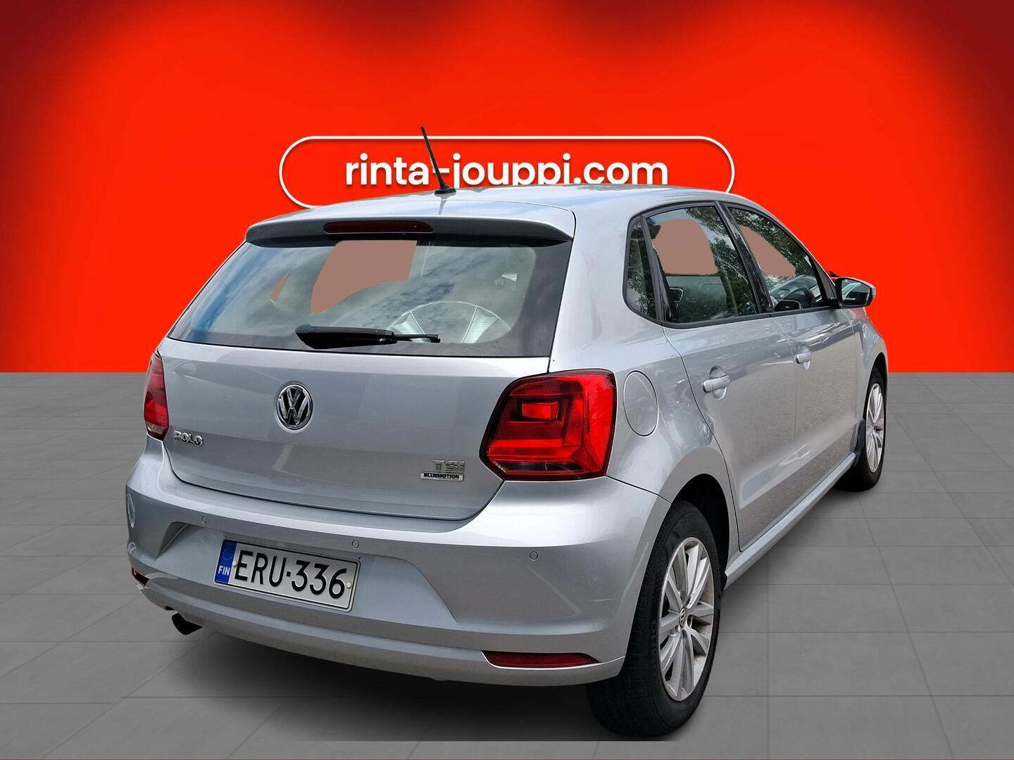 VOLKSWAGEN Polo 2016