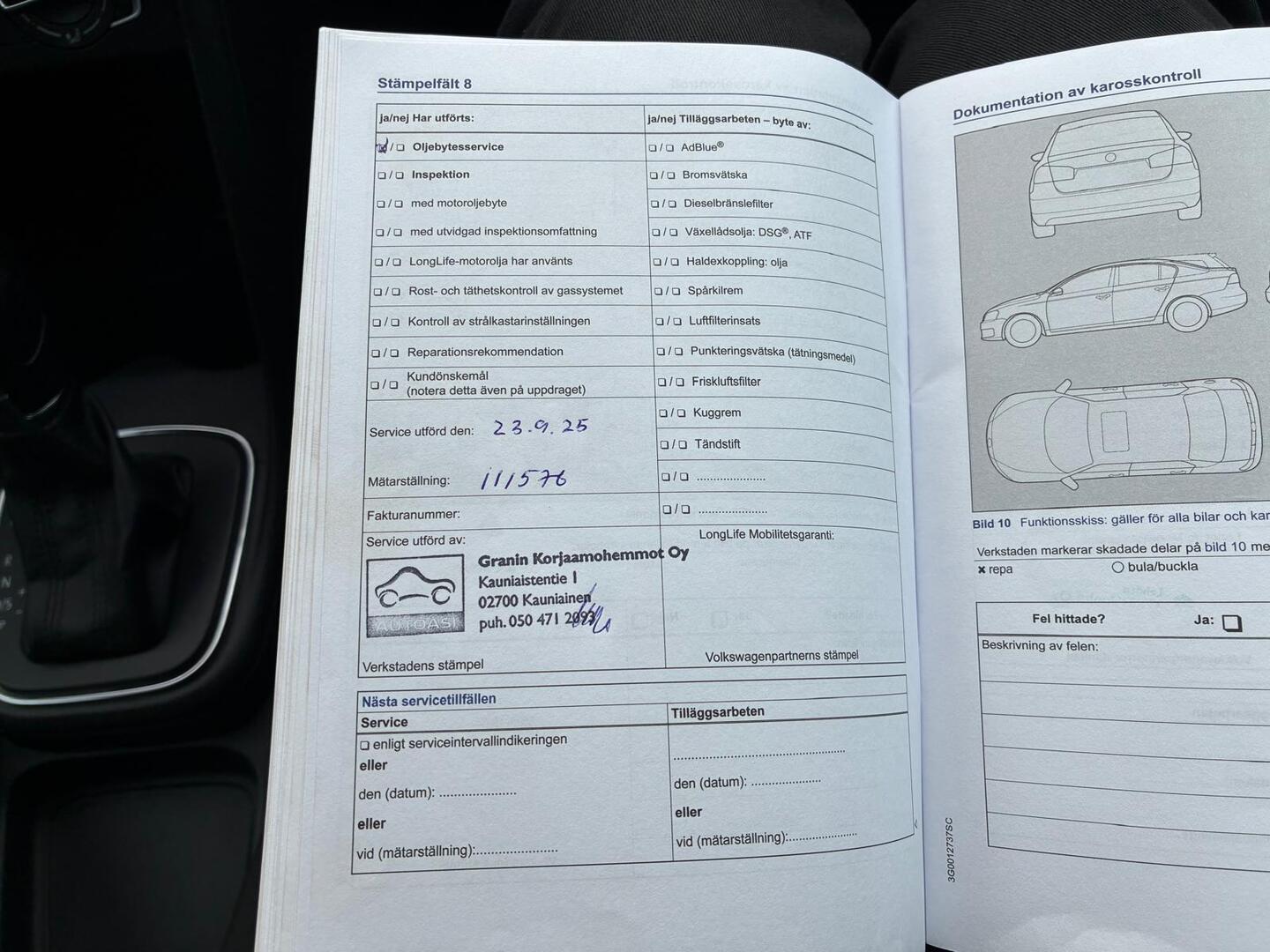 VOLKSWAGEN Polo 2016