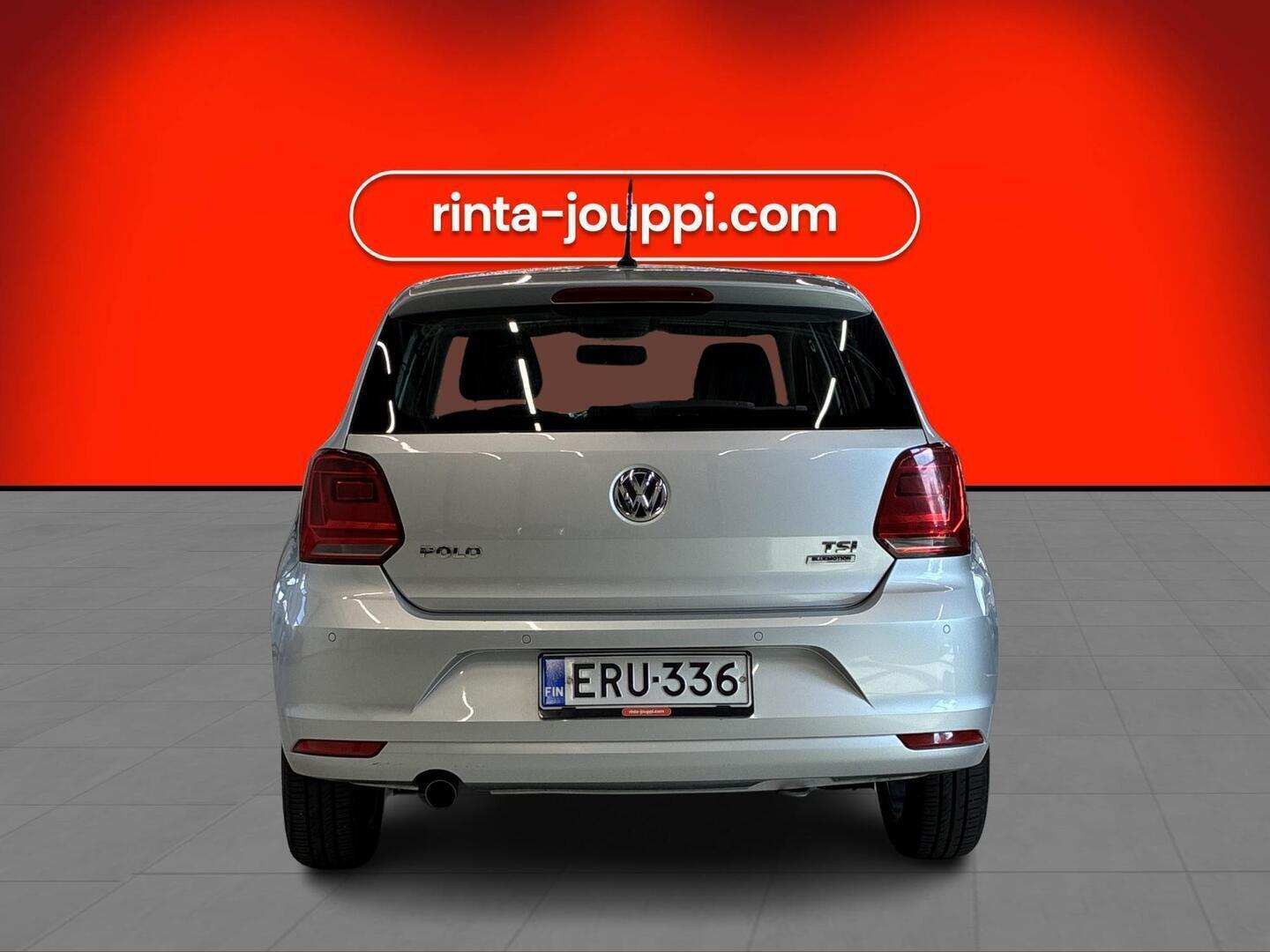 VOLKSWAGEN Polo 2016