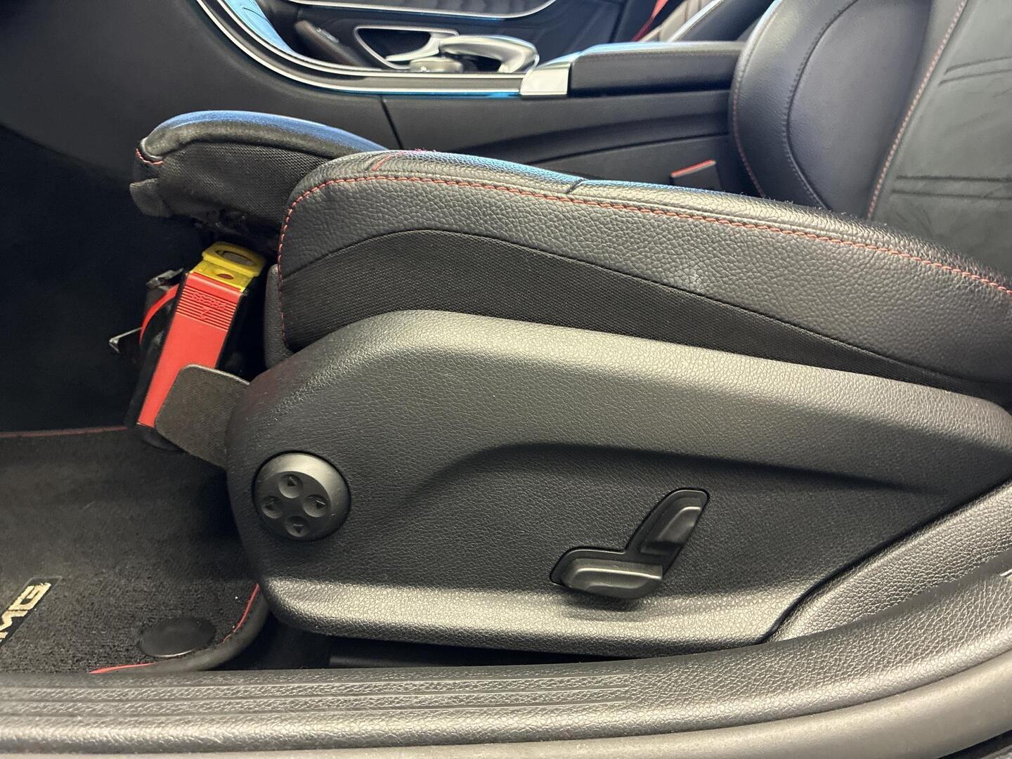 MERCEDES-BENZ C 43 AMG 2017