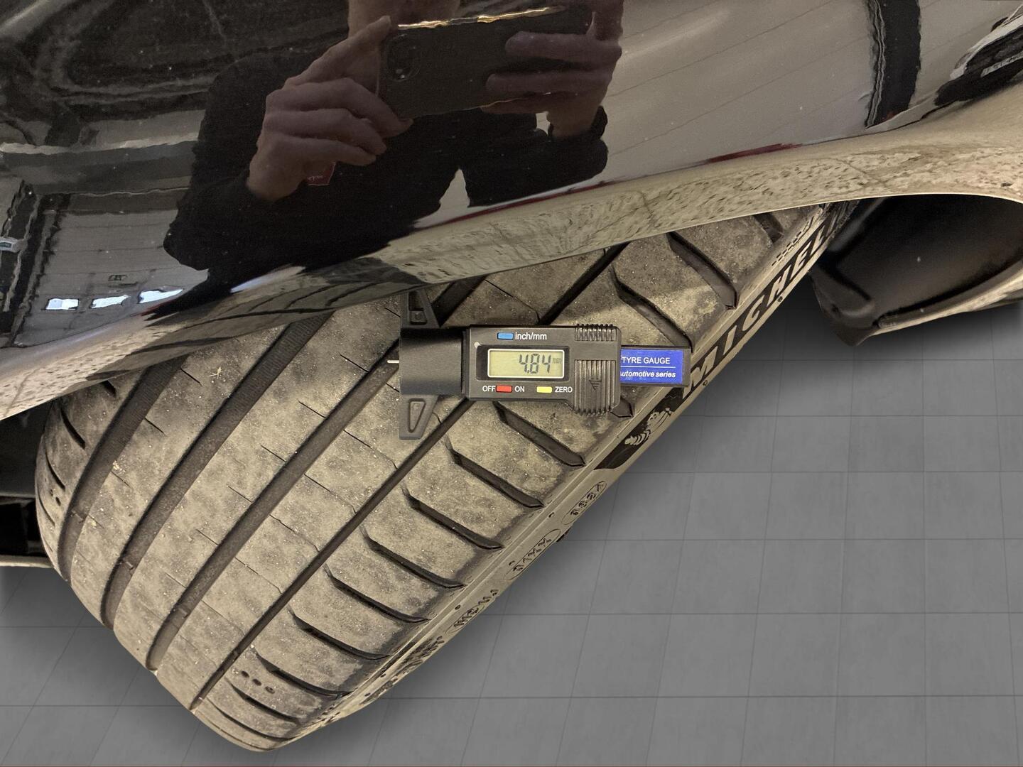 MERCEDES-BENZ C 43 AMG 2017