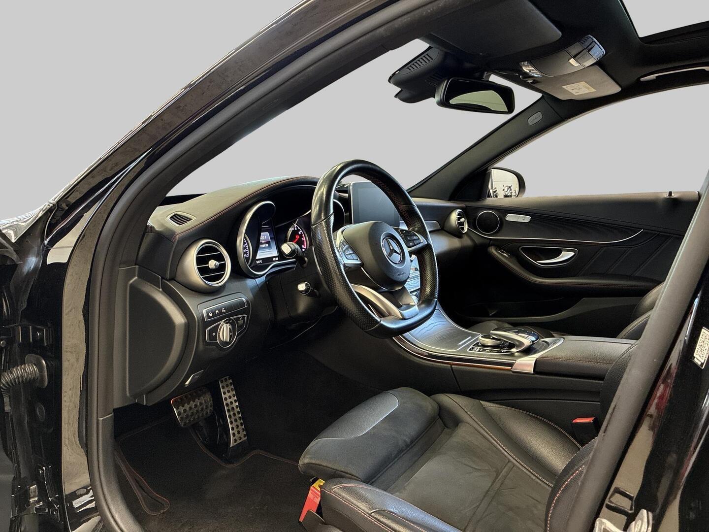 MERCEDES-BENZ C 43 AMG 2017