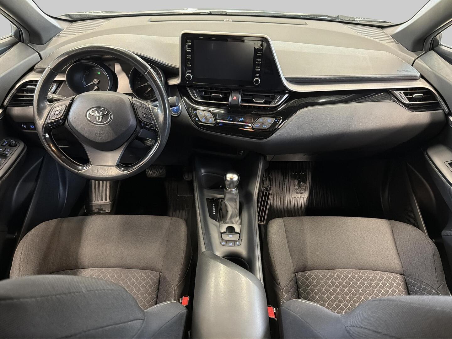 TOYOTA C-HR 2021