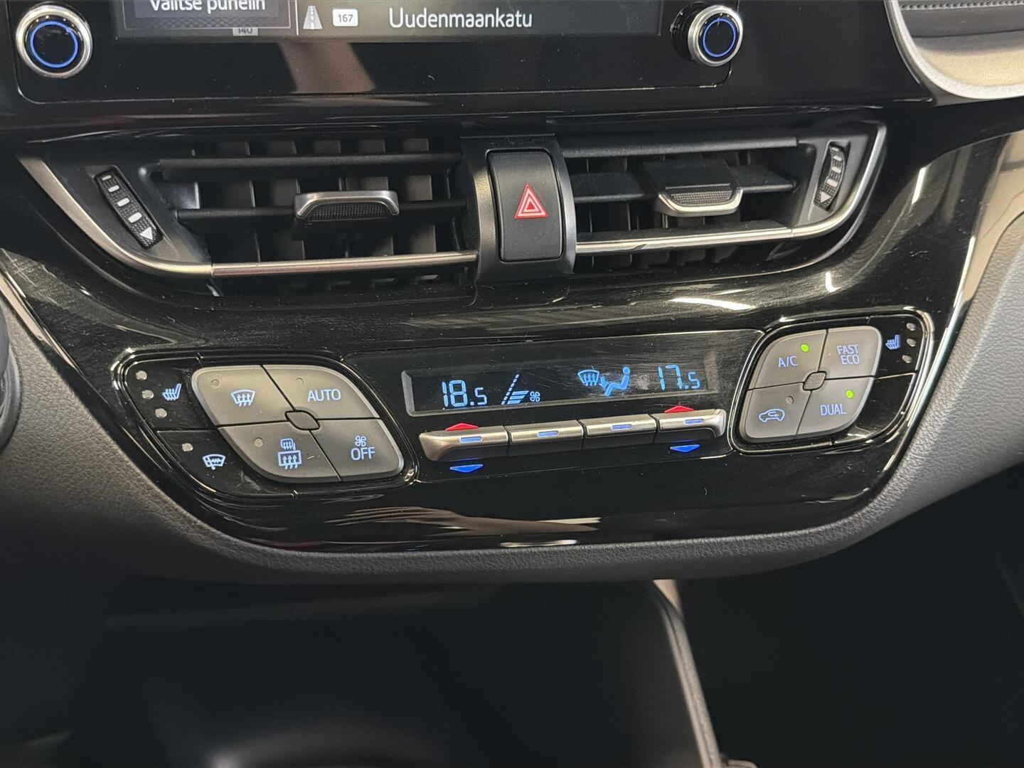 TOYOTA C-HR 2021