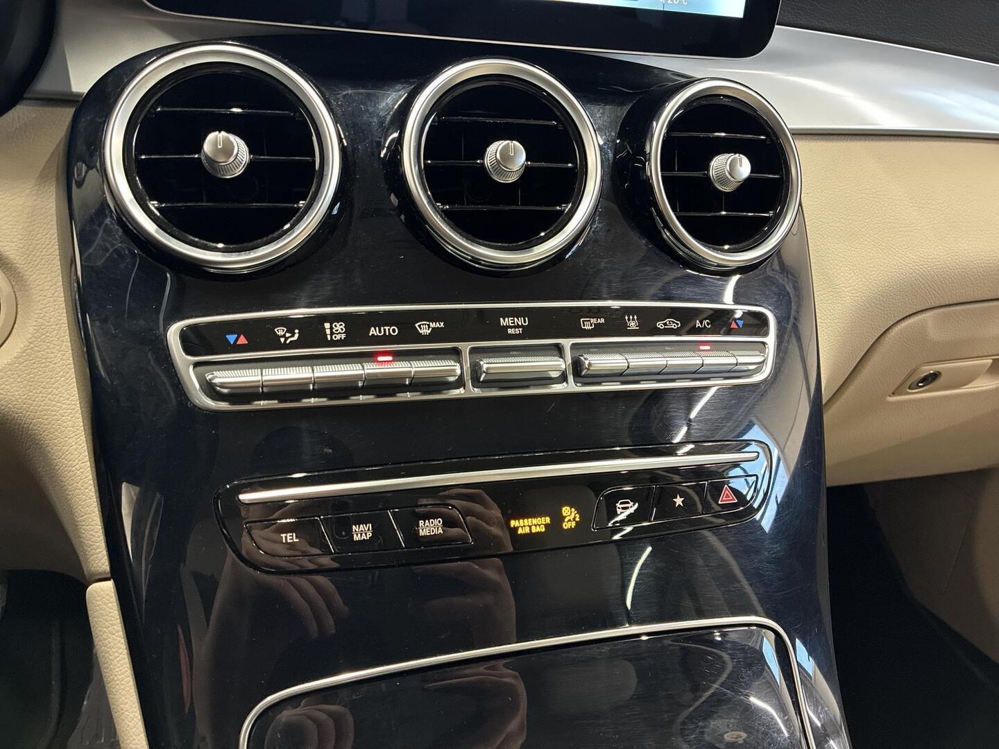 MERCEDES-BENZ GLC 2021