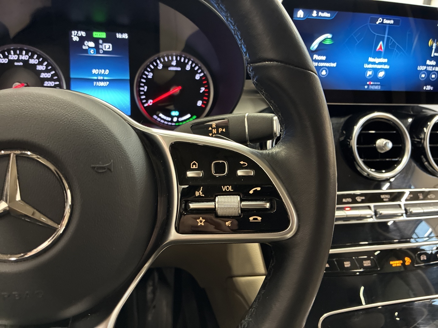 MERCEDES-BENZ GLC 2021