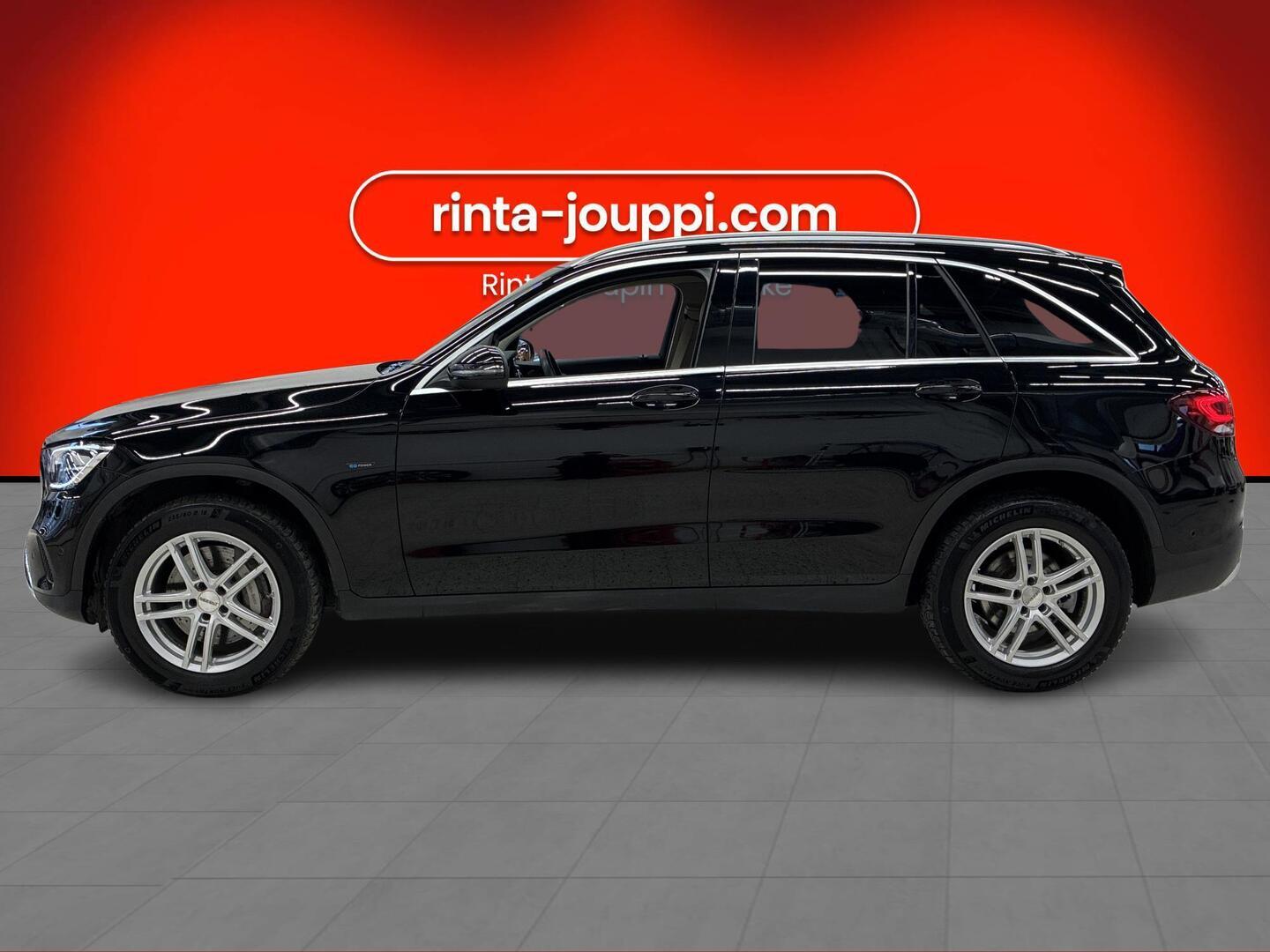 MERCEDES-BENZ GLC 2021