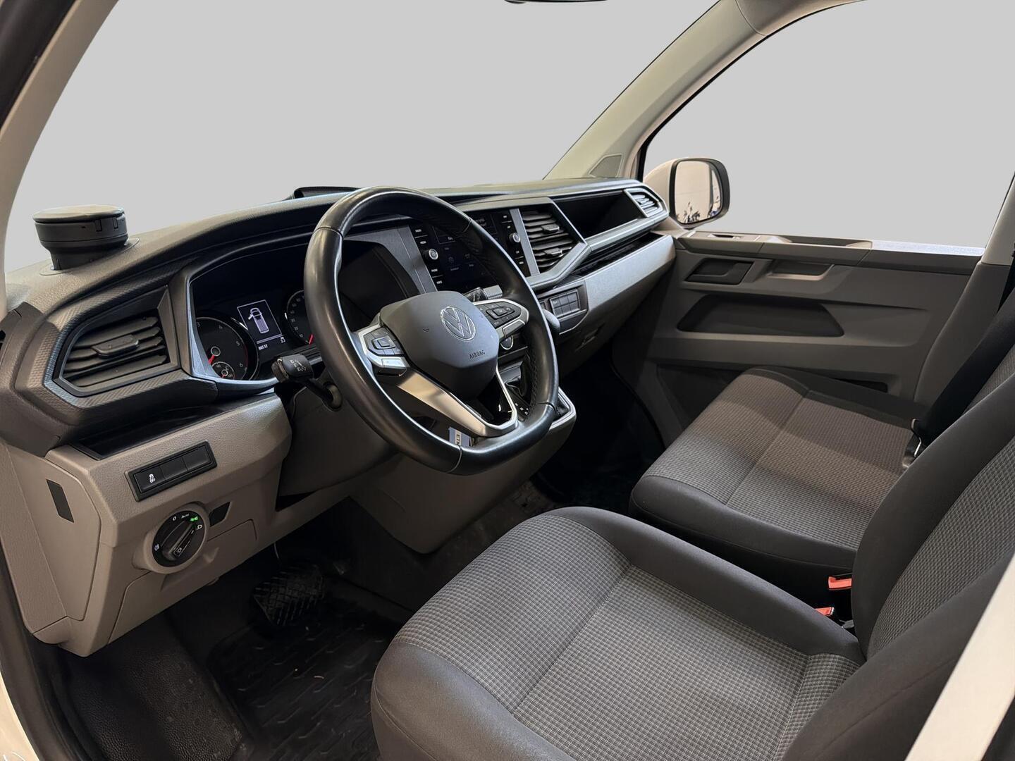 VOLKSWAGEN Transporter 2021