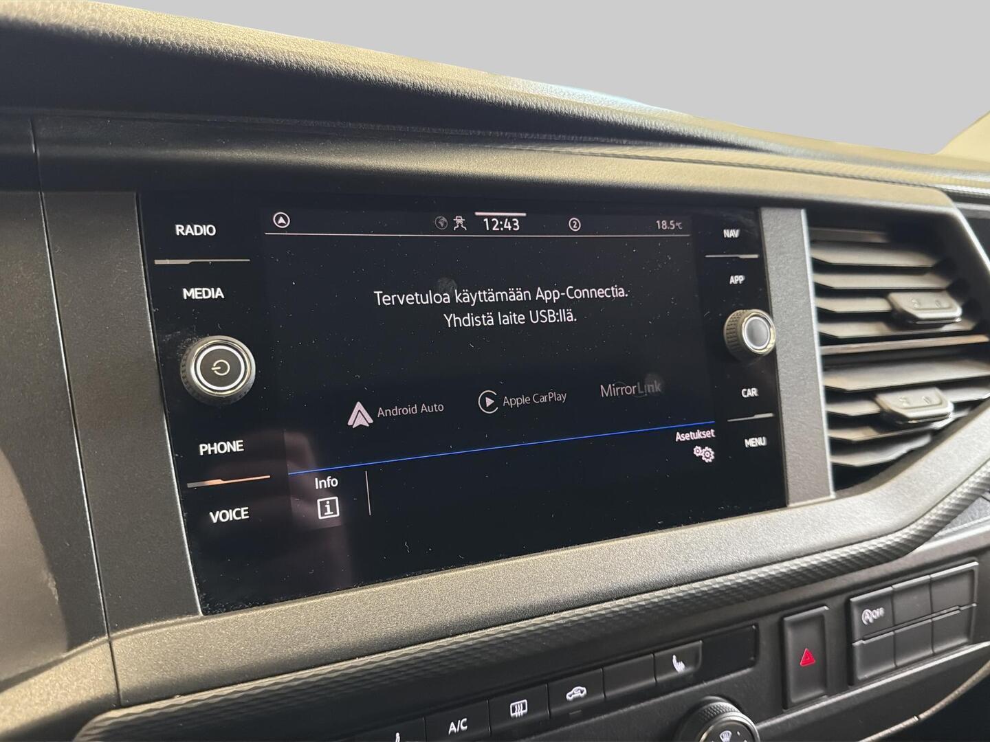 VOLKSWAGEN Transporter 2021