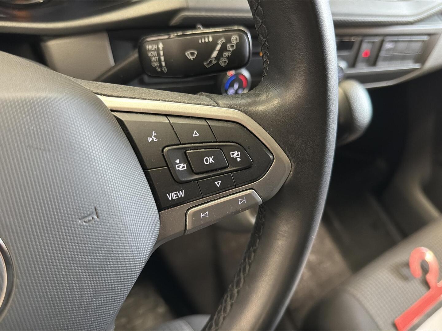 VOLKSWAGEN Transporter 2021