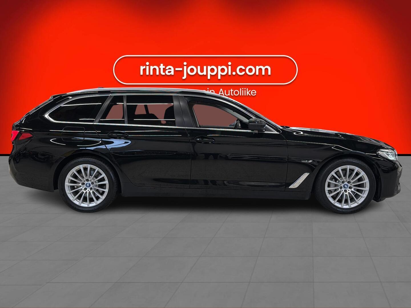 BMW 530 2022
