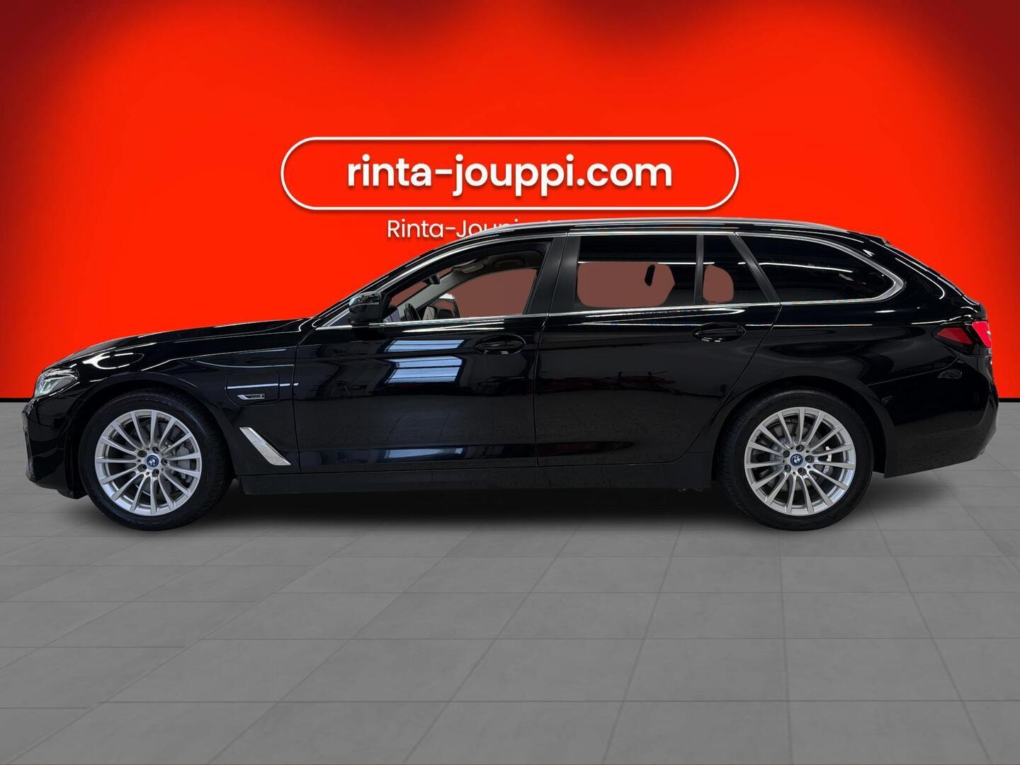 BMW 530 2022