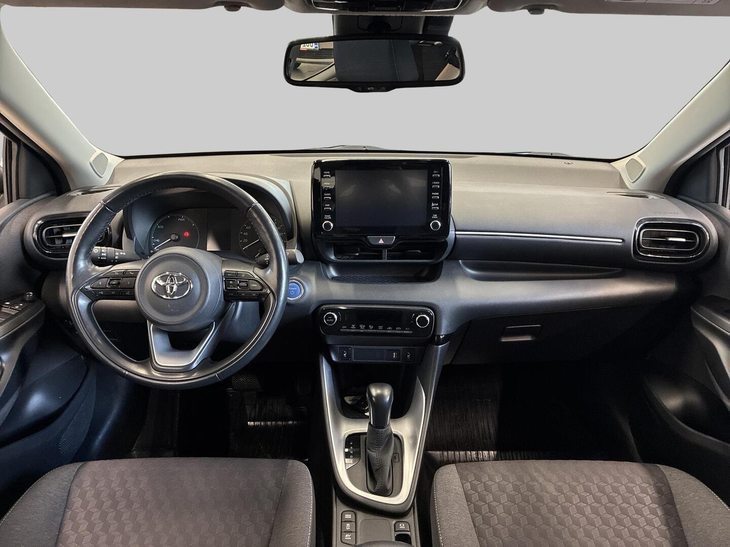 TOYOTA Yaris 2022