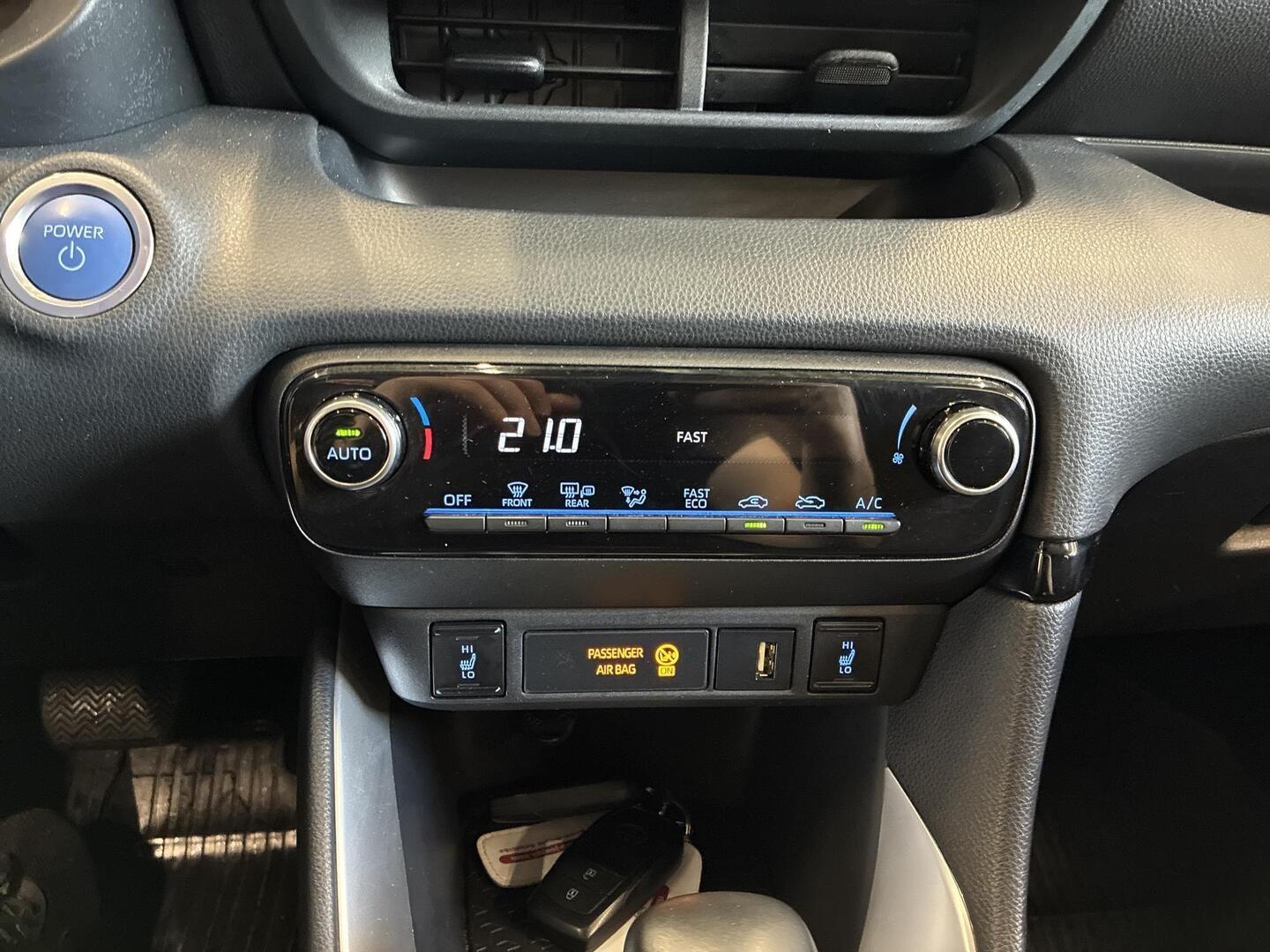TOYOTA Yaris 2022