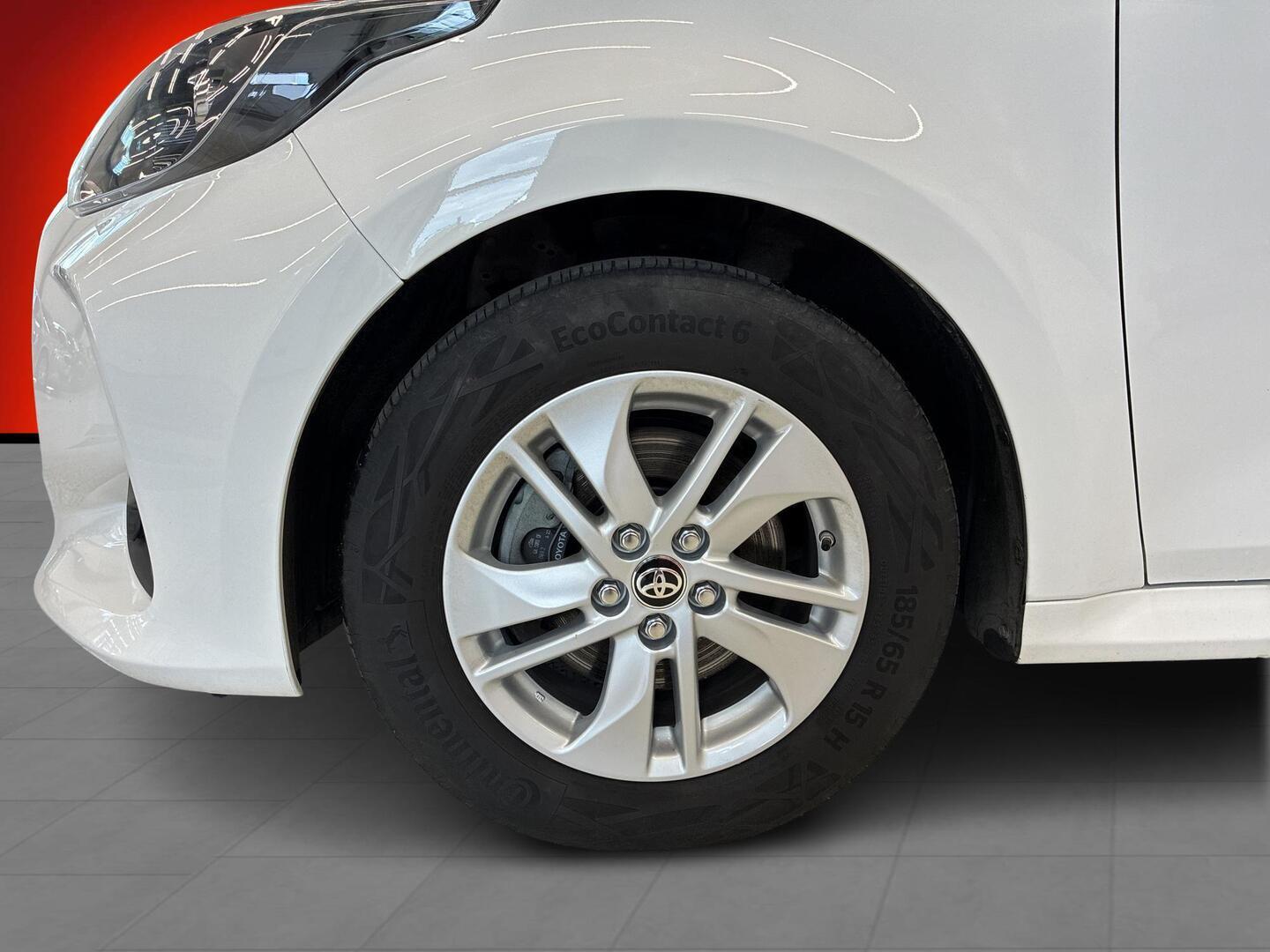 TOYOTA Yaris 2022