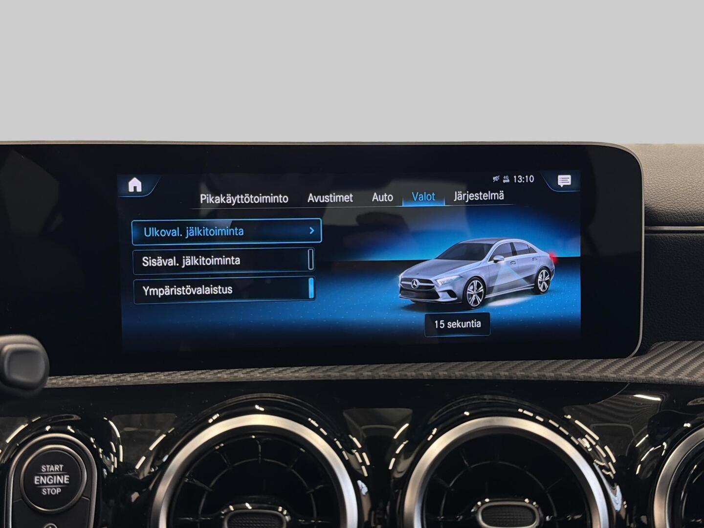 MERCEDES-BENZ A 2020